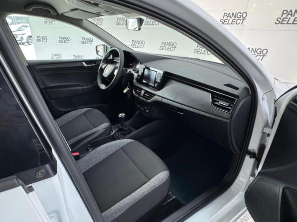 Skoda Rapid II с пробегом 2022 года, цена 1 249 000 рублей, 103000 км, лифтбек, Автокод Объявления