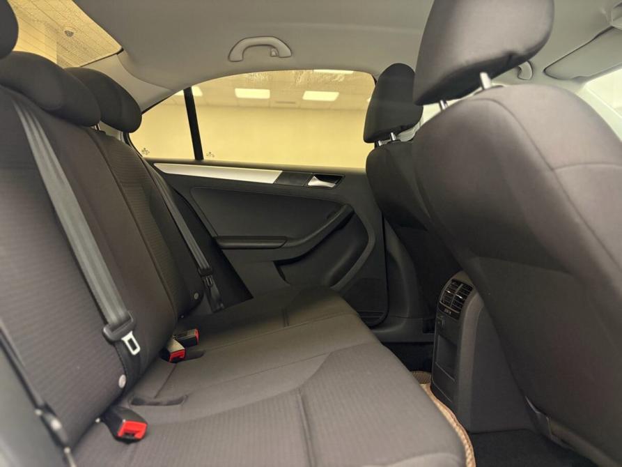 Volkswagen Jetta VI Рестайлинг Ростов-на-Дону  - изображение 18