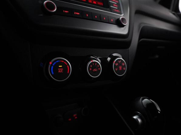 Kia Rio III Рестайлинг с пробегом 2017 года, цена 1 200 000 рублей, 113401 км, седан, Автокод Объявления