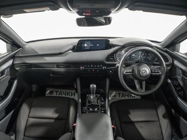 Mazda 3 IV (BP) с пробегом 2021 года, цена 1 550 000 рублей, 120535 км, хэтчбек, Автокод Объявления