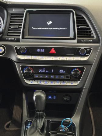 Hyundai Sonata VII (LF) Рестайлинг с пробегом 2018 года, цена 1 500 000 рублей, 228000 км, седан, Автокод Объявления