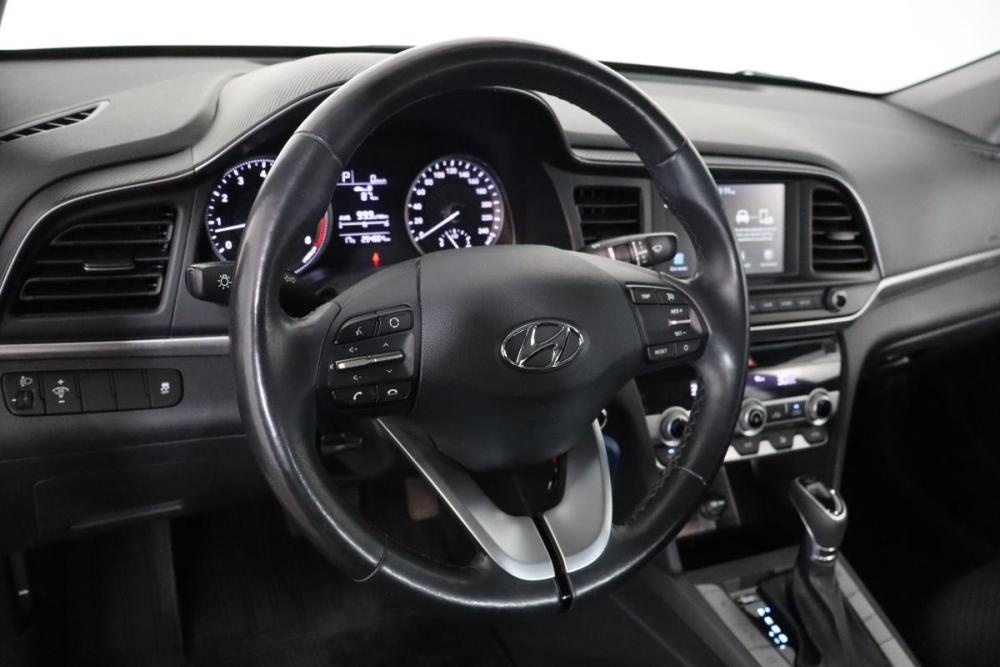 Hyundai Elantra VI (AD) Рестайлинг Санкт-Петербург  - изображение 9