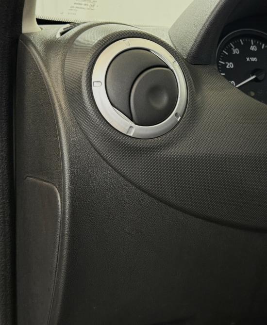 Renault Sandero I Москва  - изображение 8