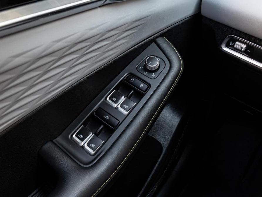 Geely Coolray I Рестайлинг Краснодар  - изображение 19