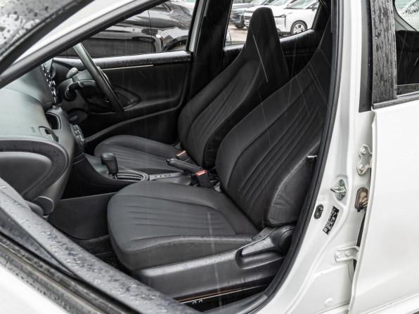 Toyota Yaris IV с пробегом 2020 года, цена 1 240 000 рублей, 47566 км, хэтчбек, Автокод Объявления