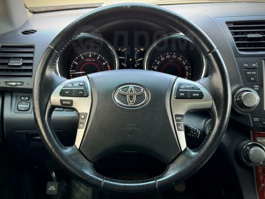 Toyota Highlander II (XU40) Рестайлинг Иркутск  - изображение 18
