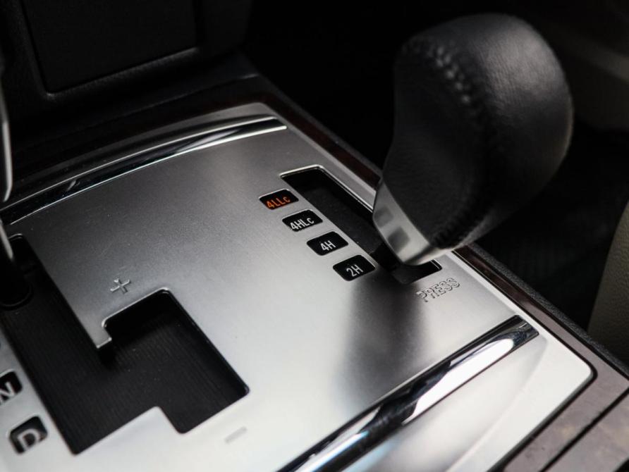 Mitsubishi Pajero IV Рестайлинг 2 Москва  - изображение 18
