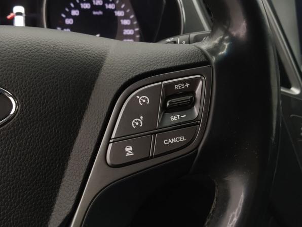 Hyundai Santa Fe III Рестайлинг с пробегом 2017 года, цена 1 849 000 рублей, 254549 км, внедорожник, Автокод Объявления