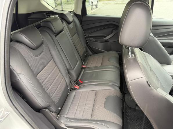 Ford Kuga II с пробегом 2013 года, цена 1 217 000 рублей, 176235 км, внедорожник, Автокод Объявления