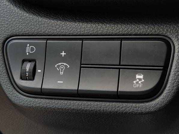 Kia Seltos I с пробегом 2022 года, цена 2 519 000 рублей, 22209 км, внедорожник, Автокод Объявления