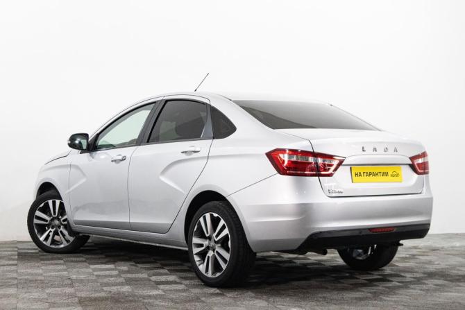 Lada (ВАЗ) Vesta I с пробегом 2018 года, цена 969 000 рублей, 147300 км, седан, Автокод Объявления