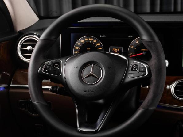 Mercedes-Benz E-Класс V (W213 S213 C238) с пробегом 2016 года, цена 2 599 000 рублей, 168995 км, седан, Автокод Объявления