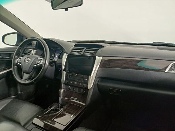 Toyota Camry VII (XV50) Рестайлинг с пробегом 2015 года, цена 1 699 000 рублей, 144000 км, седан, Автокод Объявления