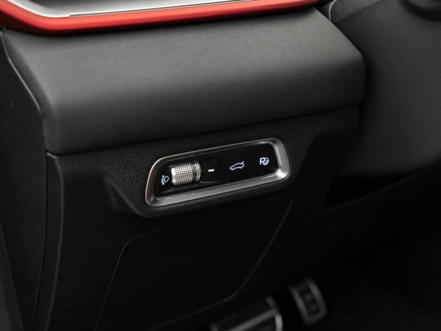 Geely Coolray I Рестайлинг Москва  - изображение 16
