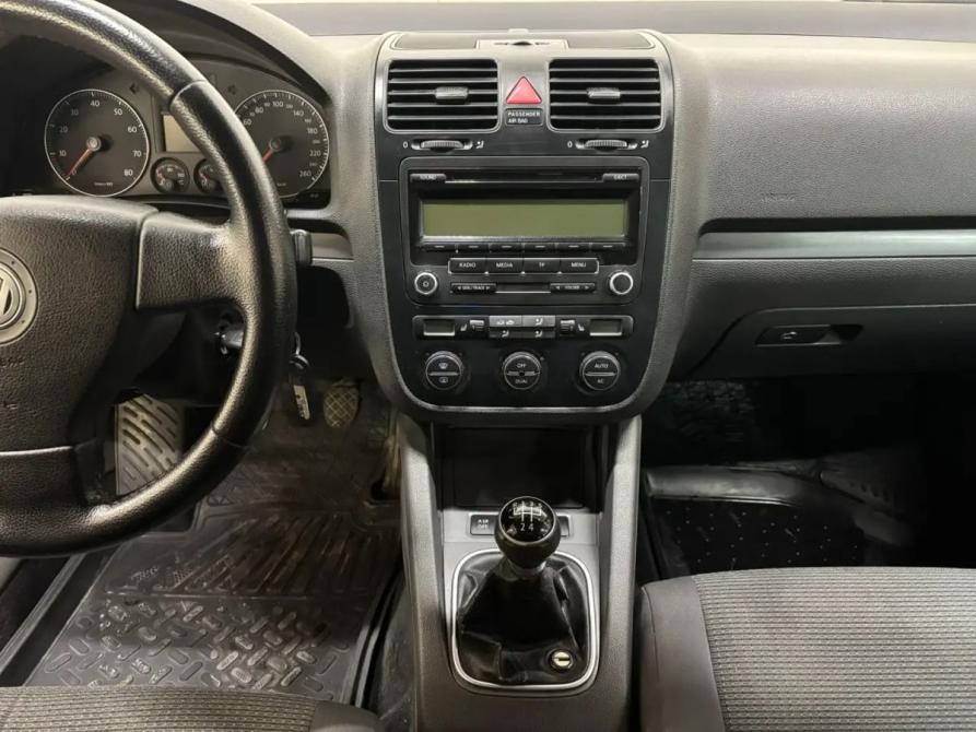 Volkswagen Jetta V Саратов  - изображение 9
