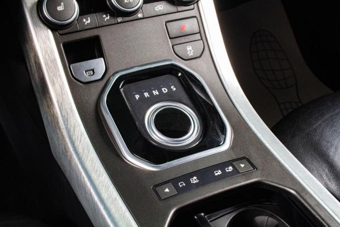 Land Rover Range Rover Evoque I Рестайлинг с пробегом 2015 года, цена 2 799 000 рублей, 64000 км, внедорожник, Автокод Объявления