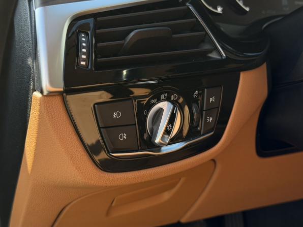 BMW 5 серии VII (G30/G31/G38) с пробегом 2018 года, цена 3 150 000 рублей, 157310 км, седан, Автокод Объявления