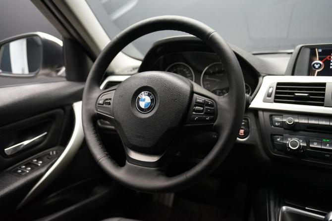 BMW 3 серии VI (F3x) с пробегом 2012 года, цена 1 590 000 рублей, 193000 км, седан, Автокод Объявления