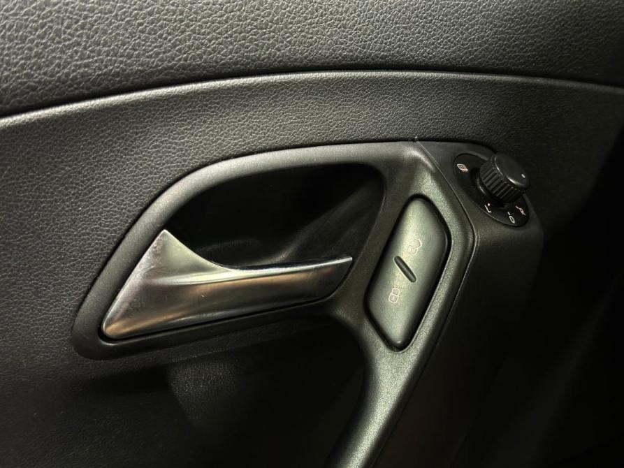 Volkswagen Polo V Рестайлинг Челябинск  - изображение 12