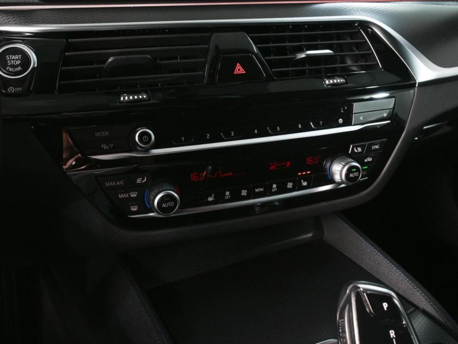 BMW 5 серии VII (G30/G31/G38) Рестайлинг Ростов-на-Дону  - изображение 16