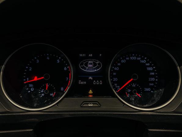 Volkswagen Tiguan II Рестайлинг с пробегом 2021 года, цена 2 750 000 рублей, 64839 км, внедорожник, Автокод Объявления