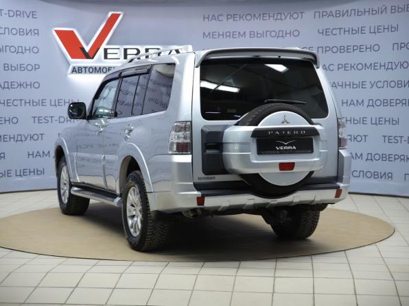 Mitsubishi Pajero IV Рестайлинг 1 с пробегом 2011 года, цена 1 500 000 рублей, 215823 км, внедорожник, Автокод Объявления