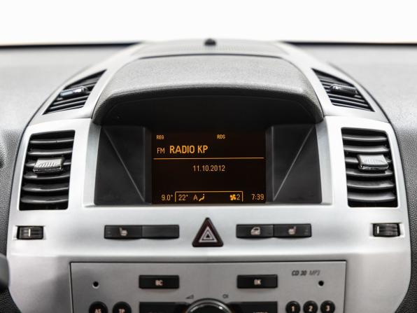 Opel Zafira B Рестайлинг с пробегом 2012 года, цена 778 000 рублей, 174924 км, компактвэн, Автокод Объявления