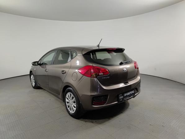Kia Ceed II Рестайлинг с пробегом 2015 года, цена 870 000 рублей, 130000 км, хэтчбек, Автокод Объявления