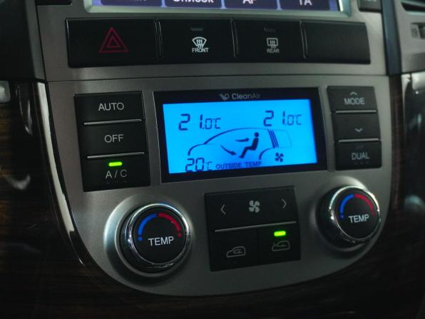 Hyundai Santa Fe II Рестайлинг с пробегом 2011 года, цена 1 100 000 рублей, 309126 км, внедорожник, Автокод Объявления