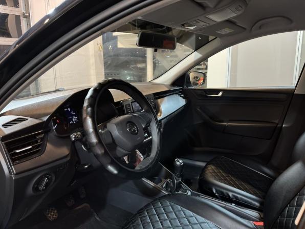 Skoda Rapid II с пробегом 2021 года, цена 1 433 000 рублей, 81135 км, лифтбек, Автокод Объявления