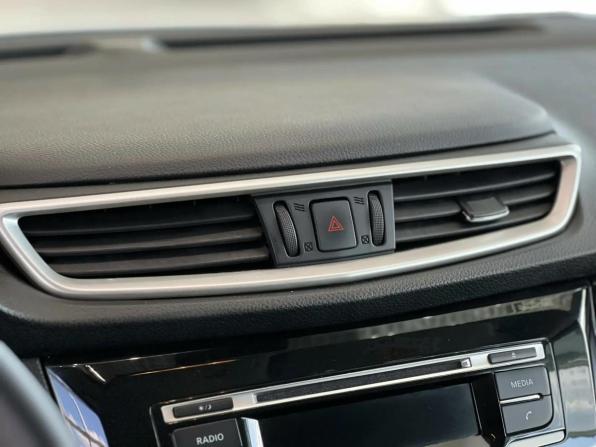 Nissan Qashqai II с пробегом 2018 года, цена 1 595 000 рублей, 149314 км, внедорожник, Автокод Объявления