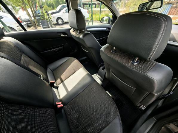 Opel Astra H Рестайлинг с пробегом 2010 года, цена 349 000 рублей, 257260 км, хэтчбек, Автокод Объявления