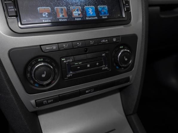 Skoda Octavia II (A5) Рестайлинг с пробегом 2012 года, цена 740 000 рублей, 346629 км, лифтбек, Автокод Объявления