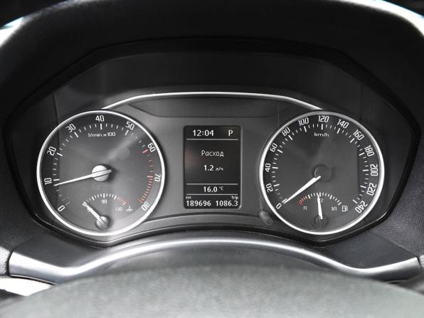 Skoda Octavia II (A5) Рестайлинг с пробегом 2011 года, цена 905 000 рублей, 189000 км, лифтбек, Автокод Объявления