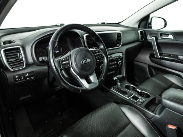 Kia Sportage IV Рестайлинг с пробегом 2018 года, цена 2 510 000 рублей, 77481 км, внедорожник, Автокод Объявления
