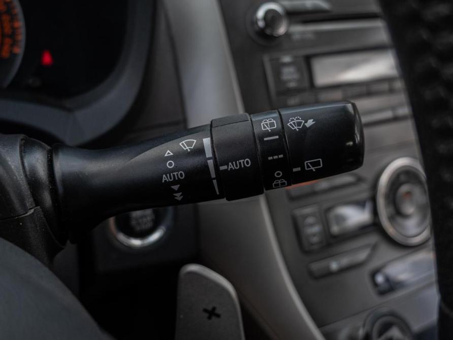 Toyota Auris I Краснодар  - изображение 17