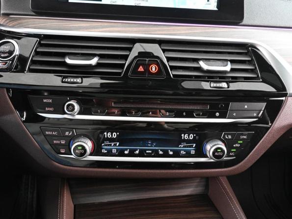 BMW 5 серии VII (G30/G31/G38) с пробегом 2017 года, цена 3 199 000 рублей, 154400 км, седан, Автокод Объявления