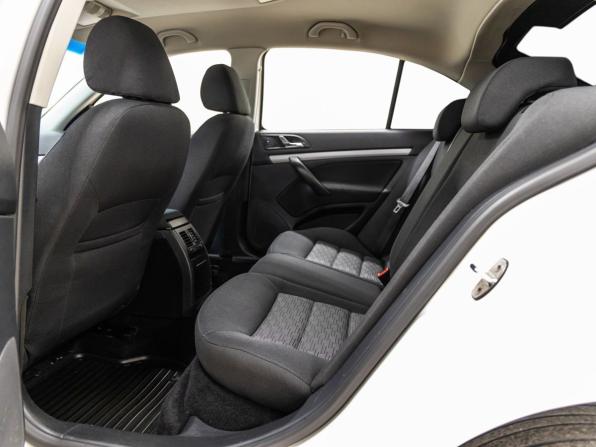 Skoda Octavia II (A5) Рестайлинг с пробегом 2012 года, цена 998 000 рублей, 143374 км, лифтбек, Автокод Объявления