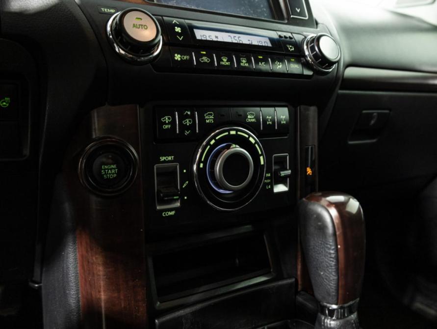 Toyota Land Cruiser Prado 150 Series Рестайлинг 1 Санкт-Петербург  - изображение 19
