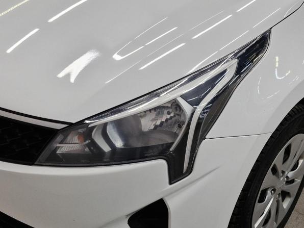 Kia Rio IV Рестайлинг с пробегом 2021 года, цена 1 420 000 рублей, 94620 км, седан, Автокод Объявления