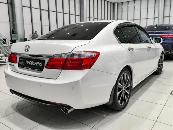 Honda Accord IX с пробегом 2013 года, цена 1 299 000 рублей, 243256 км, седан, Автокод Объявления