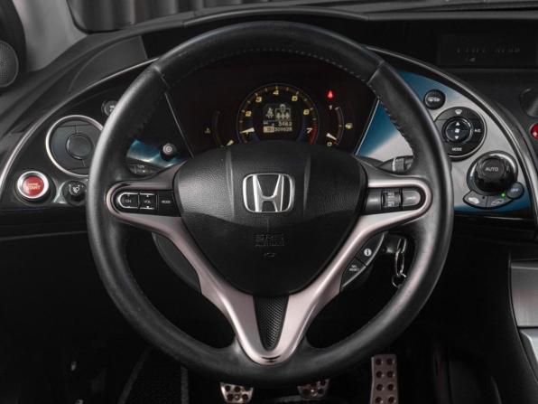 Honda Civic VIII с пробегом 2006 года, цена 569 000 рублей, 309628 км, хэтчбек, Автокод Объявления