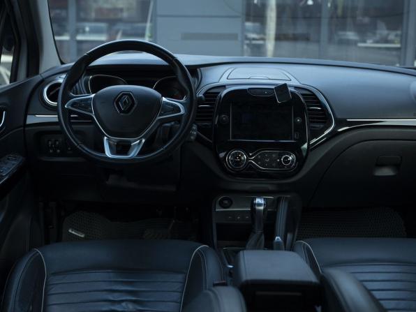 Renault Kaptur I Рестайлинг с пробегом 2020 года, цена 1 690 000 рублей, 102000 км, внедорожник, Автокод Объявления