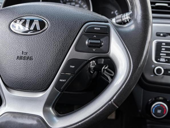 Kia Rio III Рестайлинг с пробегом 2017 года, цена 1 160 000 рублей, 131129 км, седан, Автокод Объявления