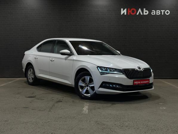 Skoda Superb III Рестайлинг с пробегом 2021 года, цена 2 579 000 рублей, 79152 км, лифтбек, Автокод Объявления