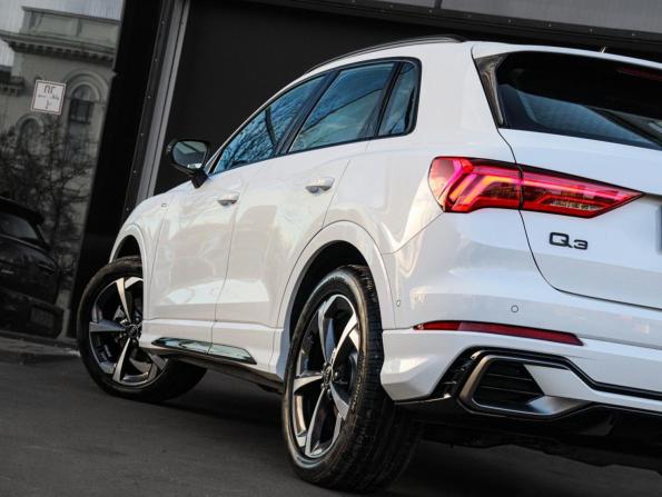 Audi Q3 II (F3) с пробегом 2026 года, цена 4 290 000 рублей, 2546 км, внедорожник, Автокод Объявления