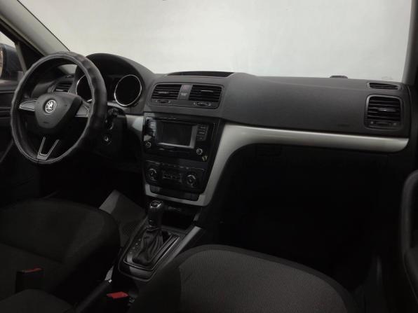 Skoda Yeti I Рестайлинг с пробегом 2017 года, цена 1 375 000 рублей, 194026 км, внедорожник, Автокод Объявления