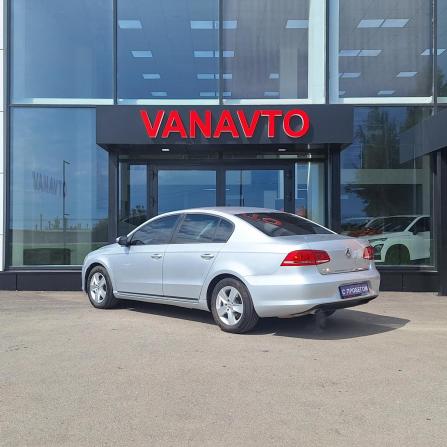 Volkswagen Passat B7 с пробегом 2011 года, цена 890 000 рублей, 226400 км, седан, Автокод Объявления