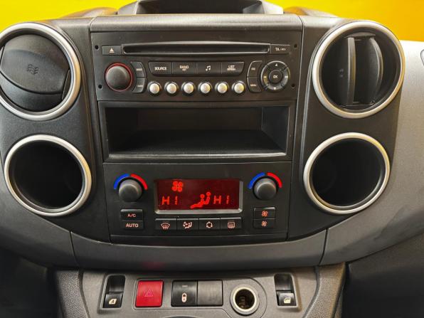 Peugeot Partner II Рестайлинг с пробегом 2012 года, цена 599 000 рублей, 199000 км, минивэн, Автокод Объявления