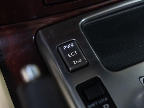 Lexus LX III с пробегом 2011 года, цена 3 459 000 рублей, 299302 км, внедорожник, Автокод Объявления